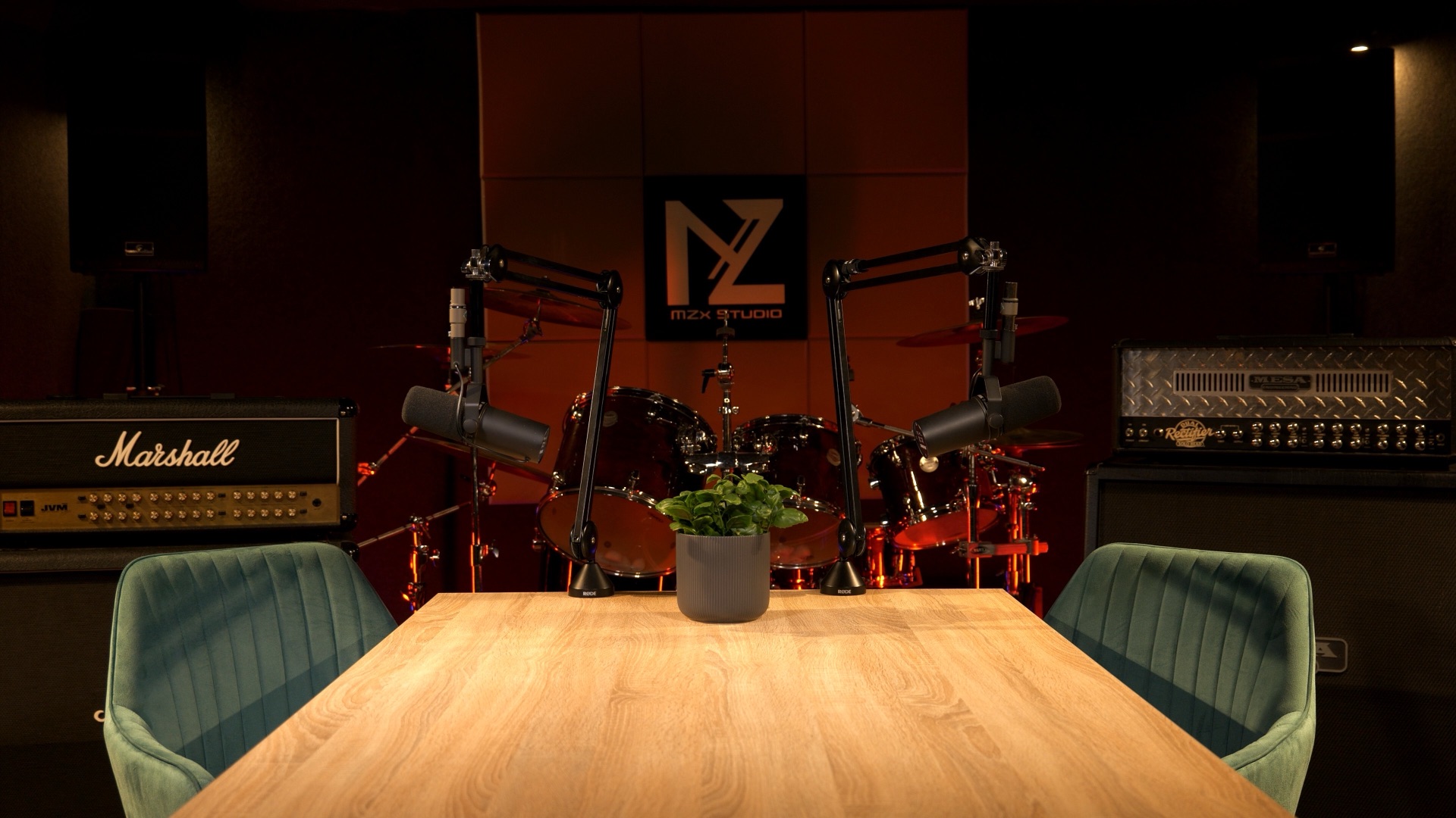 Studio C — oświetlenie czerwone
